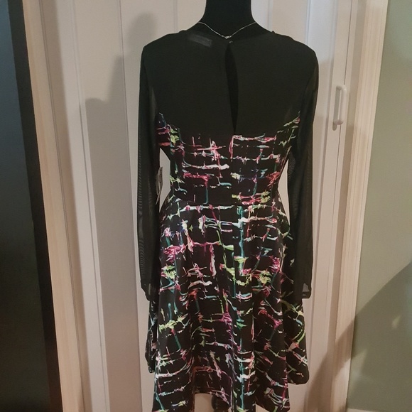 FTF electric grid flare dress - Picture 3 of 5